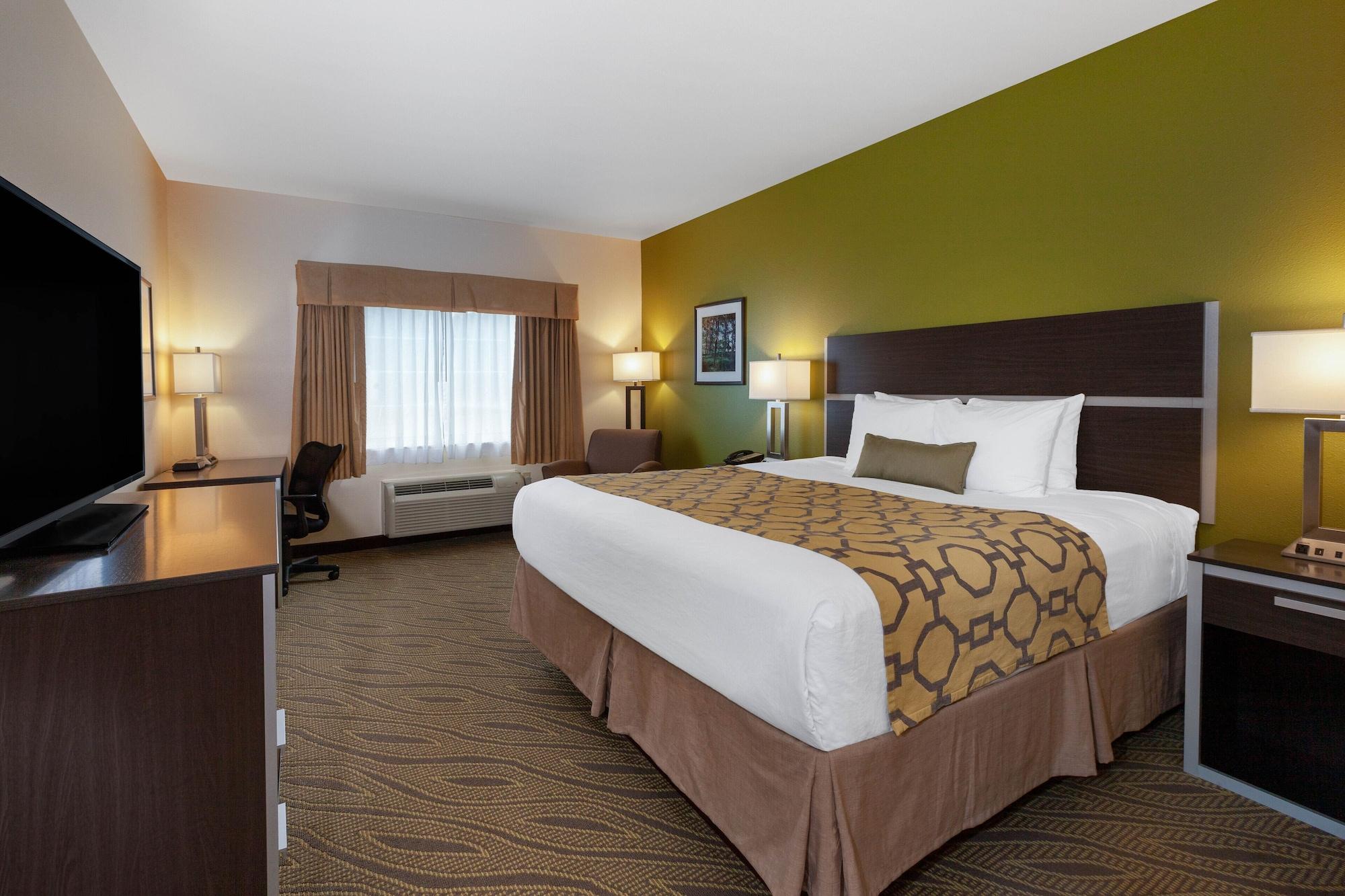 Baymont By Wyndham Beulah Hotel Exterior photo