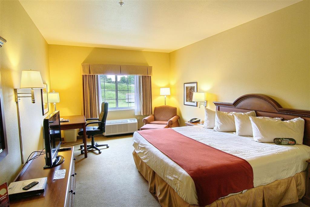 Baymont By Wyndham Beulah Hotel Exterior photo